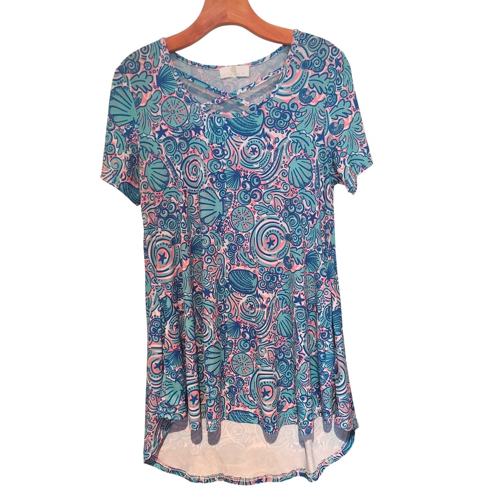 Simply Southern Women Blue Pink Seashell Print Lattice Neck High Low Tunic Top